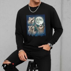 Raccoon Howling At Moon Funny Shirt